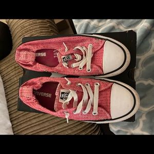 Women’s eyelet converse and hot pink size 9